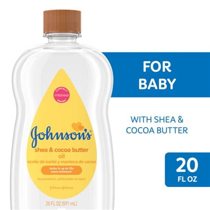 Can I use Johnson baby oil on my lips?