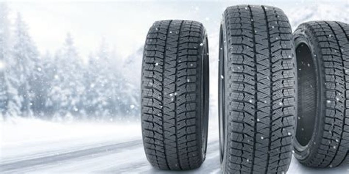 Do I need 4 snow tires or 2?