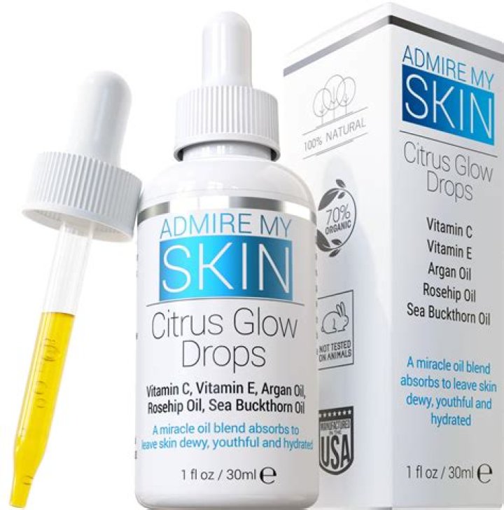 Does vitamin E go before or after moisturizer?