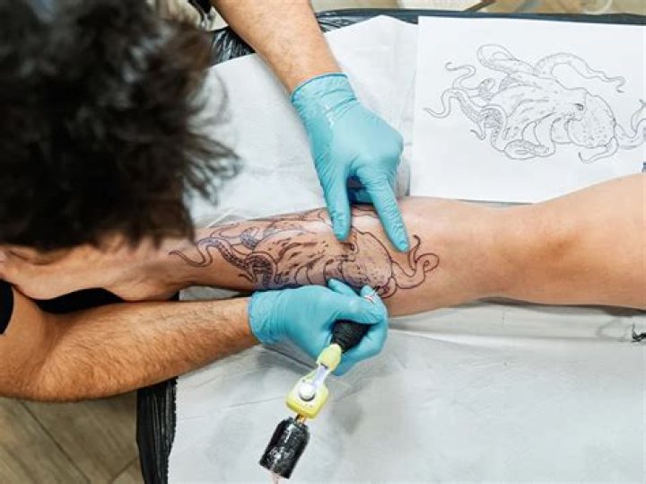 How do you test for tattoo ink allergy?