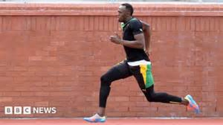 How fast does Usain Bolt run 40 yards?