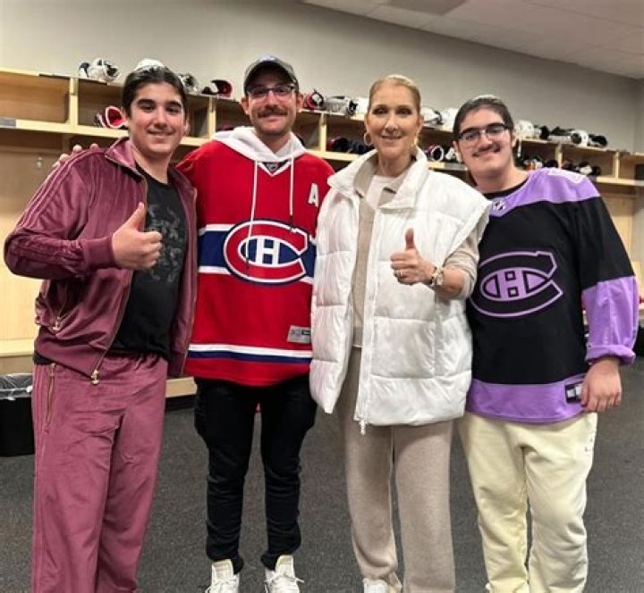 Is Rios cousin his boss?