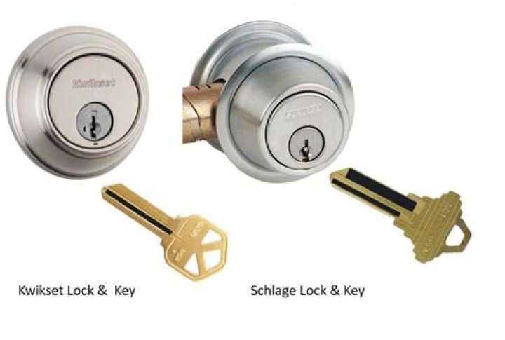 What is the difference between Kwikset and Schlage keys?