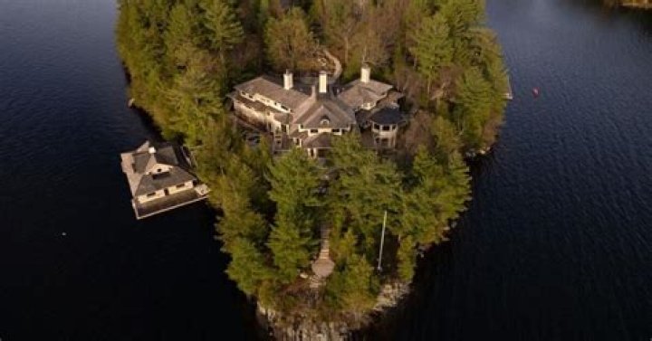 Where is Billionaires Row Lake Tahoe?